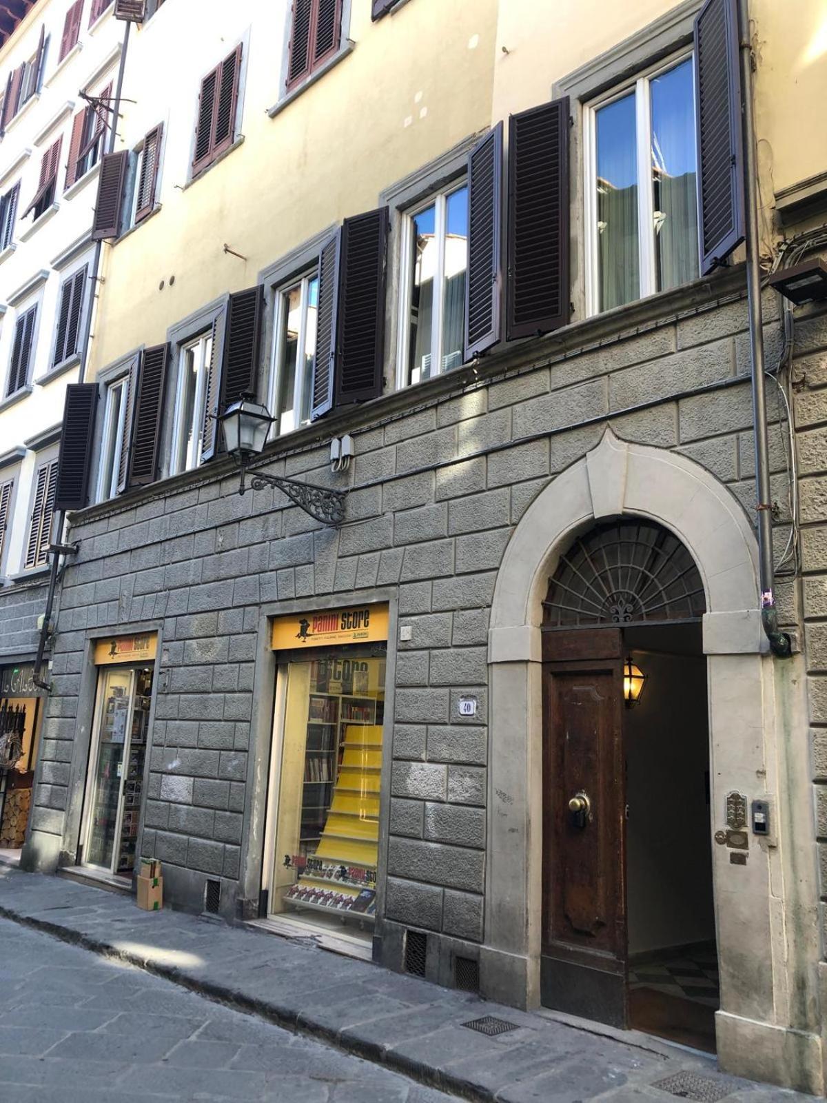 A Refuge With A Terrace Overlooking The Duomo Florence Exterior photo